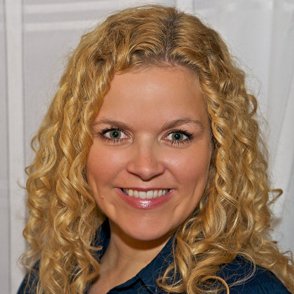 Ashlee Wright photo | Principle agent/owner | The Wright Agency